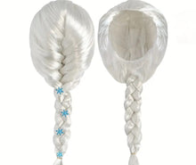 Cargar imagen en el visor de la galería, ELSA ICE QUEEN CON PELUCA
