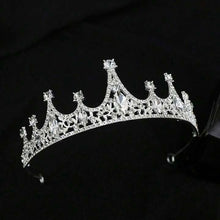 Cargar imagen en el visor de la galería, Corona Cenicienta
