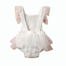 Cargar imagen en el visor de la galería, Flower pastel romper baby
