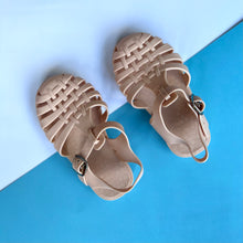 Cargar imagen en el visor de la galería, Roman Jelly Sandals Nude
