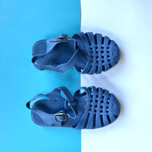 Cargar imagen en el visor de la galería, Roman Jelly sandals  blue
